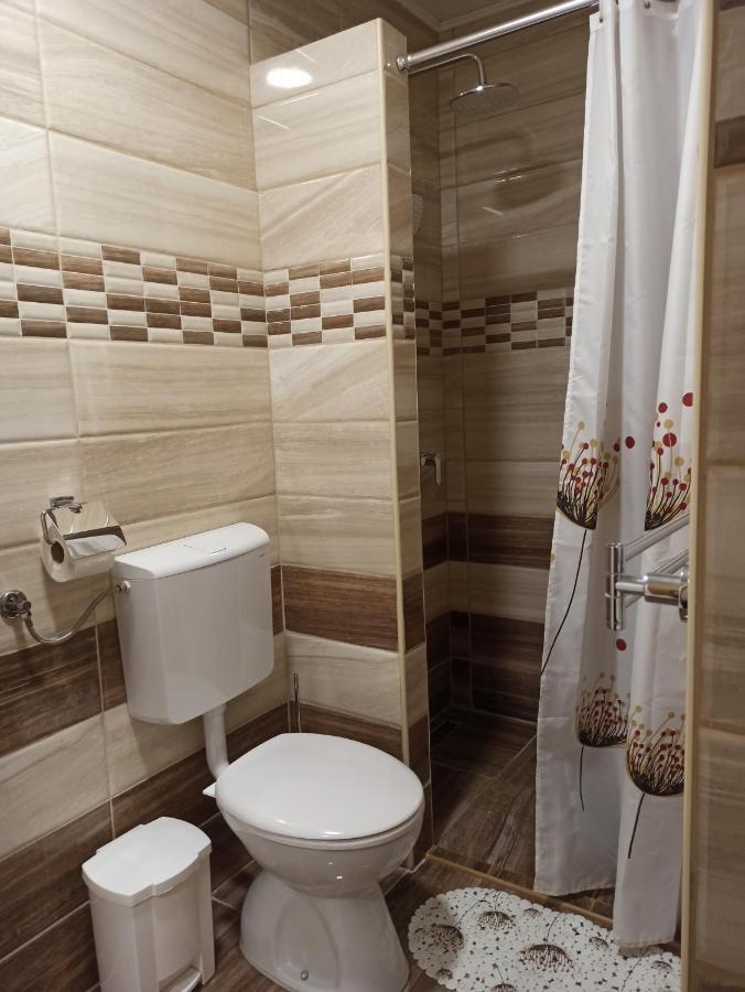 Studio Apartments Una كورينيتسا المظهر الخارجي الصورة